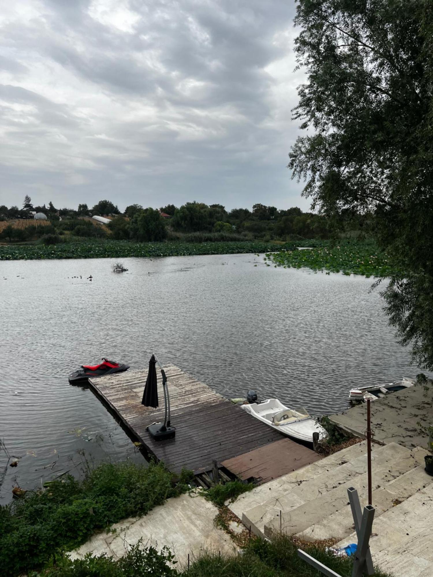 La Nuferi Lac To Therme & Aeroport Otopeni Hotel Snagov Eksteriør billede